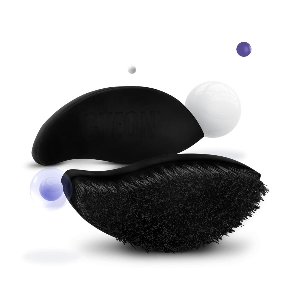 Untitled design - 2025-12-17T125659.275 فرچه مخصوص لاستیک جیون- GYEON TIRE BRUSH - Image 1