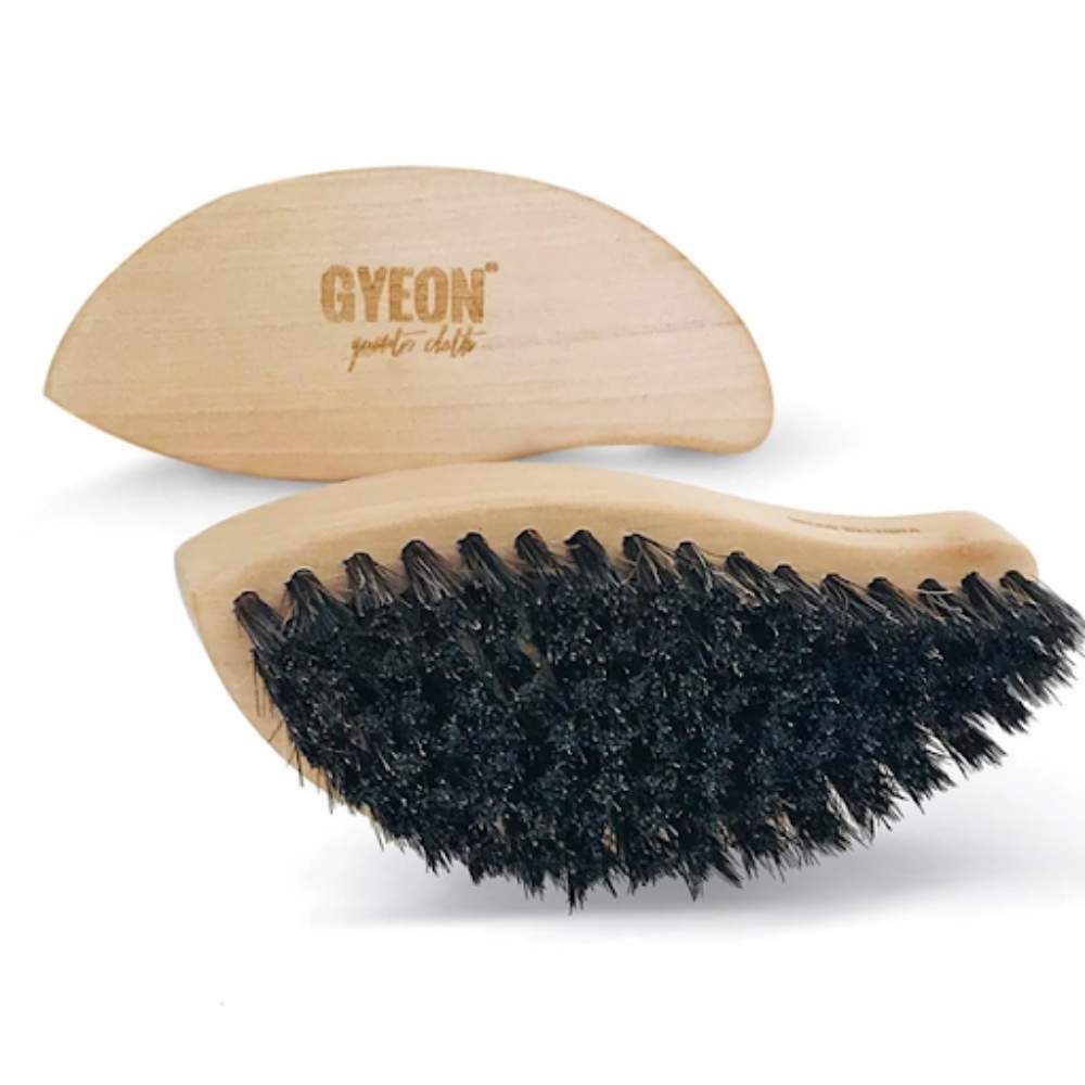 Untitled design - 2025-12-17T125817.699 فرچه مخصوص چرم جیون -5272-GYEON LEATHER BRUSH - Image 1